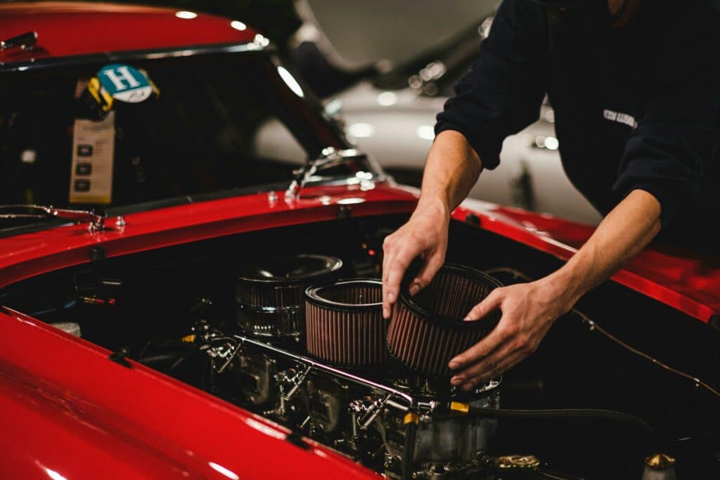 Changing the air filter